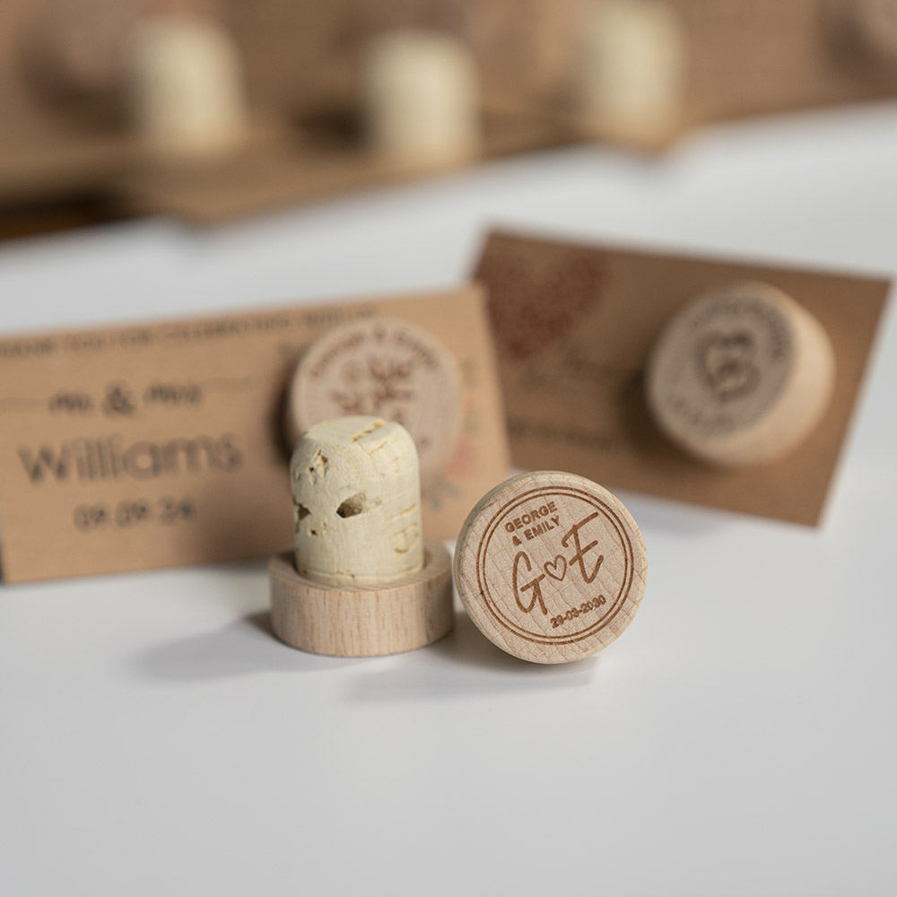 パーソナライズギフトワインボトルストッパー、サンキューカード - Wedding Supply List のレビューと価格